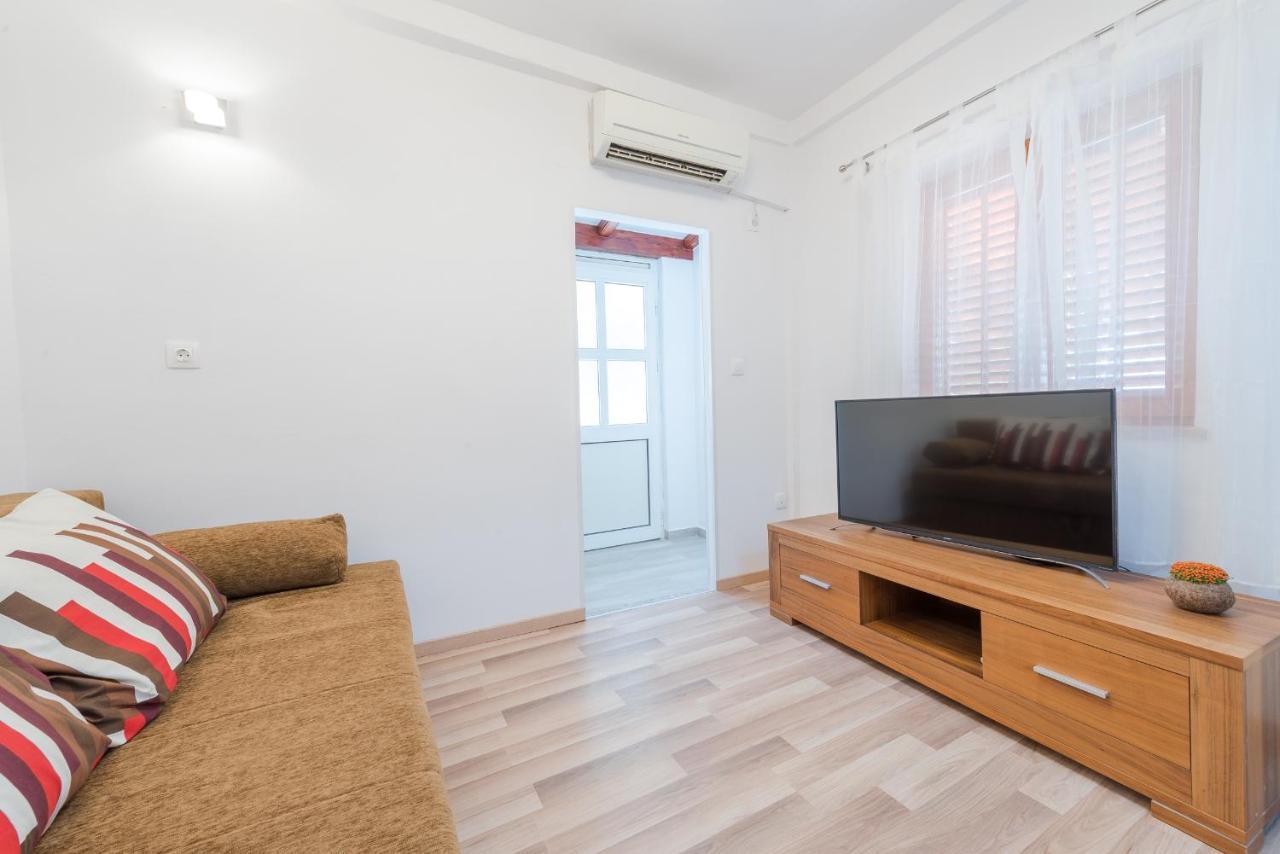 Ivy'S Cozy Corner Apartment Dubrovnik Exterior photo