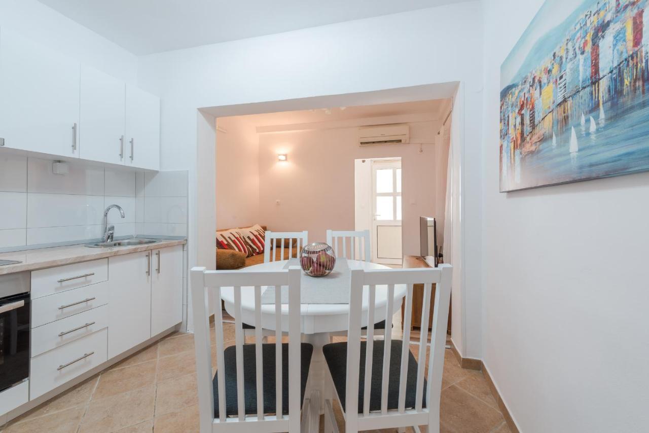 Ivy'S Cozy Corner Apartment Dubrovnik Exterior photo